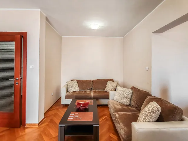 Helle 3-Zimmer-Wohnung, 78 m², Budva — photo 7